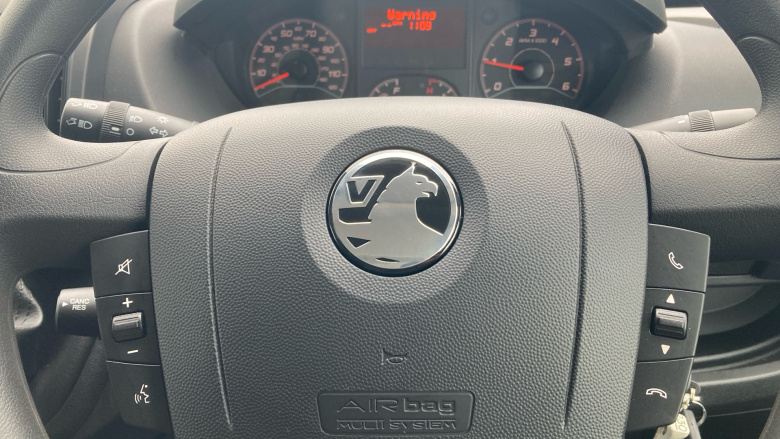 Vauxhall Movano 3500 L2 Diesel Fwd 2.2 Turbo D 140ps H2 Van Prime